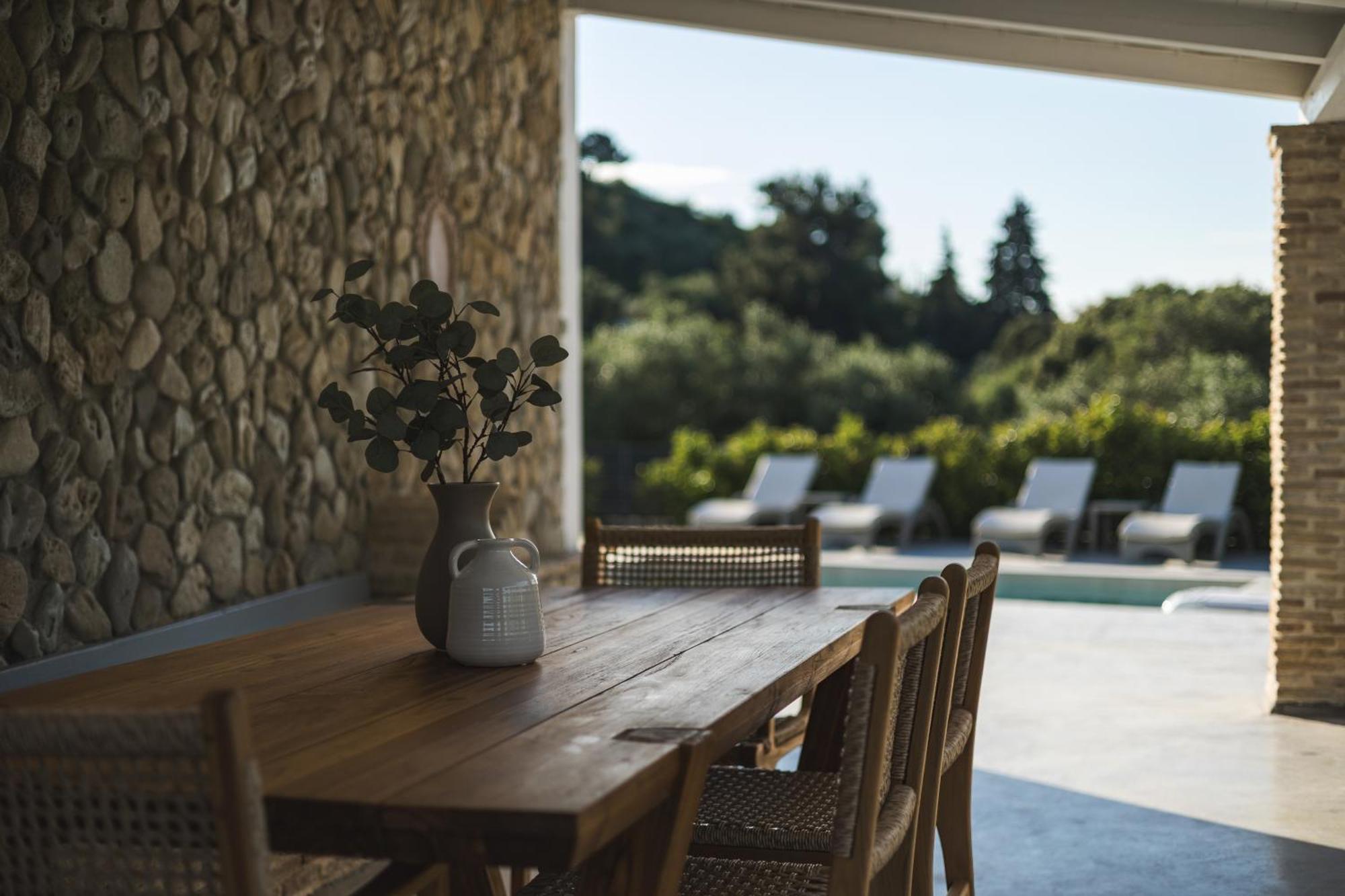 Binios Villa - Private Pool, Walking Distance From The Beach Vasilikí 外观 照片